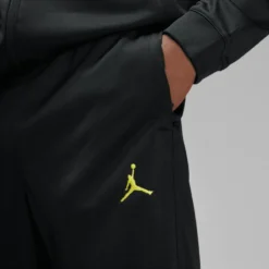 Nike PSG X Jordan Dri-Fit Strike Hooded Trainingsanzug - Schwarz 2023 12 Nike PSG X Jordan Dri-Fit Strike Hooded Trainingsanzug - Schwarz 2023 -Puma Verkäufe 09388bfc344f3b1ec1b473e6f0609611922f948627bc3e19687f4c19d3fca526