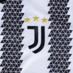 Adidas Juventus Home BOYS Trikot 2022-2023 -Puma Verkäufe 49942f85303e602034d888dc43f603f22d8ba160df9b02172b2bb08e0382f2e1