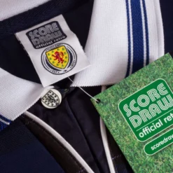 Score Draw Schottland Home Burley 8 Retro Trikot WM 1998 (Retro Filz-Spielerbeflockung) 9 Score Draw Schottland Home Burley 8 Retro Trikot WM 1998 (Retro Filz-Spielerbeflockung) -Puma Verkäufe 584c657aa79e7c29dce51b08646f966cf528eae7eda89f7382fe9511ab899d2c 1