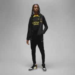 Nike PSG X Jordan Dri-Fit Strike Hooded Trainingsanzug - Schwarz 2023 11 Nike PSG X Jordan Dri-Fit Strike Hooded Trainingsanzug - Schwarz 2023 -Puma Verkäufe 62d1984b3201af715093c8a5da80a3a034c1e6ccf4a403f4f83e5569c0c87a38