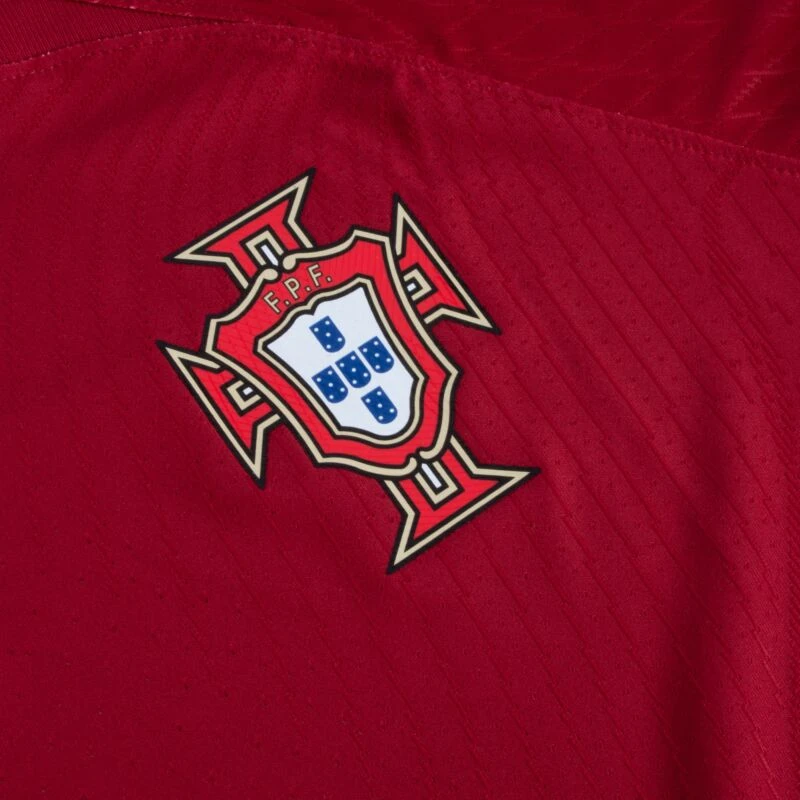 Nike Portugal Home Dri-Fit ADV Match Trikot 2022-2023 Inkl. UEFA Euro 2024 Qualifikations Set 4 Nike Portugal Home Dri-Fit ADV Match Trikot 2022-2023 Inkl. UEFA Euro 2024 Qualifikations Set – Bild 4