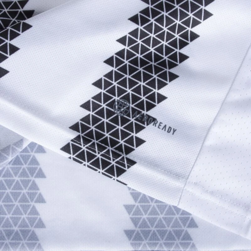 Adidas Juventus Home Pirlo 21 Trikot 2022-2023 (Gallery Beflockung) 7 Adidas Juventus Home Pirlo 21 Trikot 2022-2023 (Gallery Beflockung) – Bild 7