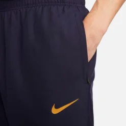 Nike PSG Dri-Fit Strike Woven Trainingsanzug - Marine 2023-2024 -Puma Verkäufe a41cf76891c50ce2d6d2e451b910430b49510ba54cc1aa5f29d528258013c8cc