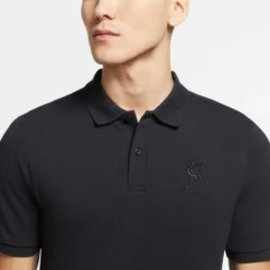 Nike Liverpool NSW Pique Polo - Schwarz 2020-2021 8 Nike Liverpool NSW Pique Polo - Schwarz 2020-2021 -Puma Verkäufe a8a0262440cc58f67262bac6b12b1cc9a13e628da3af9d9e4255713a55b66123
