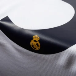 Adidas Real Madrid Home Vini Jr 7 Trikot 2023-2024 (Offizielle Cup Beflockung) -Puma Verkäufe ab400fe54b11020a354e7713518fb3fd84c428026888e72b3074a1f3a0e67b1d