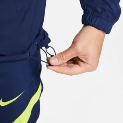 Nike Tottenham Dri-FIT Strike Trainingsanzug - Blau/gelb 2021-2022 7 Nike Tottenham Dri-FIT Strike Trainingsanzug - Blau/gelb 2021-2022 -Puma Verkäufe f45c4b6ee0c51ffd79f685f016fa9168fdaa098ee5b70b8800f77d8857b0726d